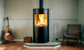 Chauffage-bois-poele-buche-Orka-situ